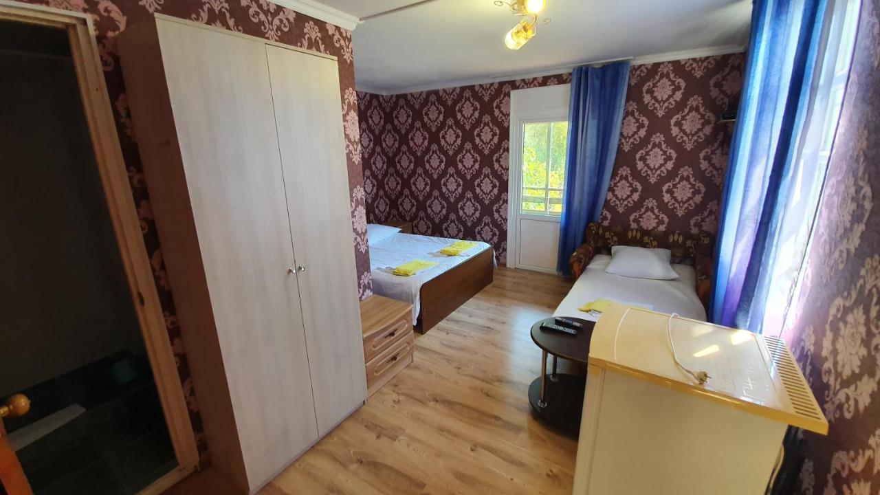 Hotel Ривер Гагра Exterior foto
