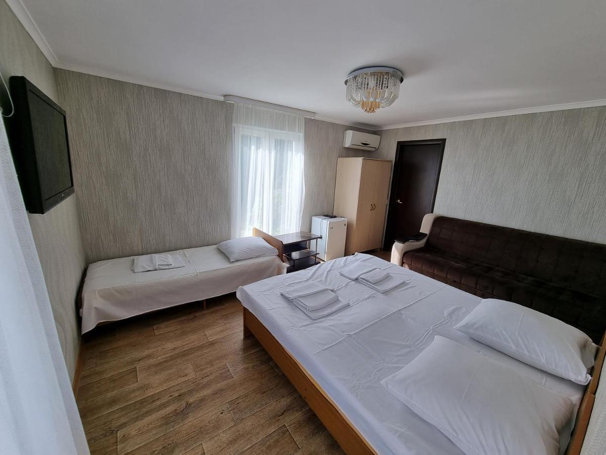 Hotel Ривер Гагра Exterior foto